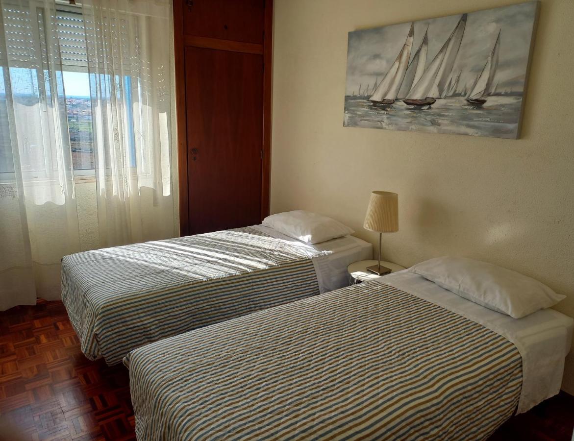 Sea View Apartment Faro Bagian luar foto