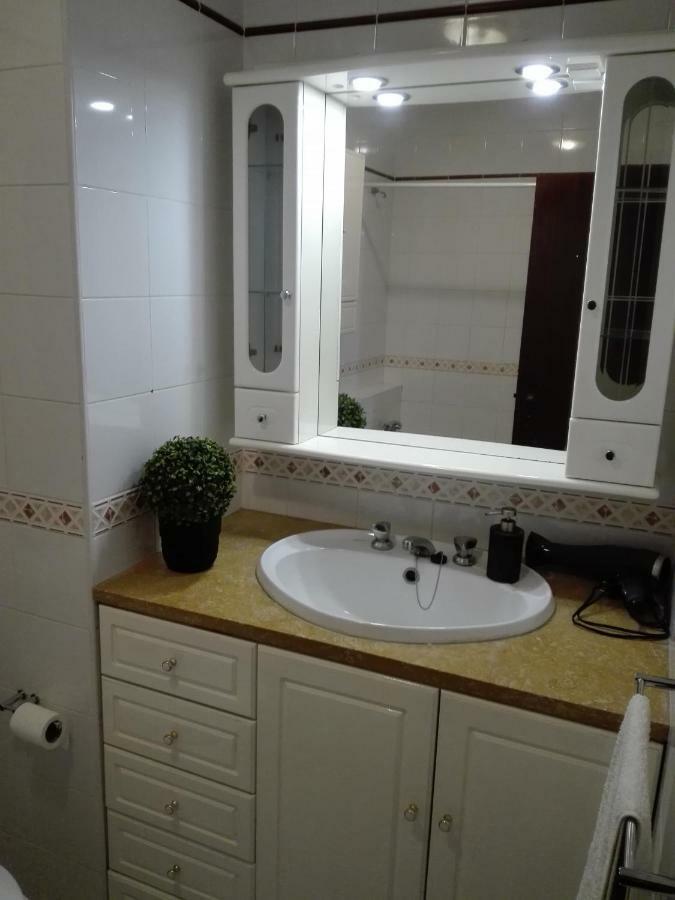 Sea View Apartment Faro Bagian luar foto
