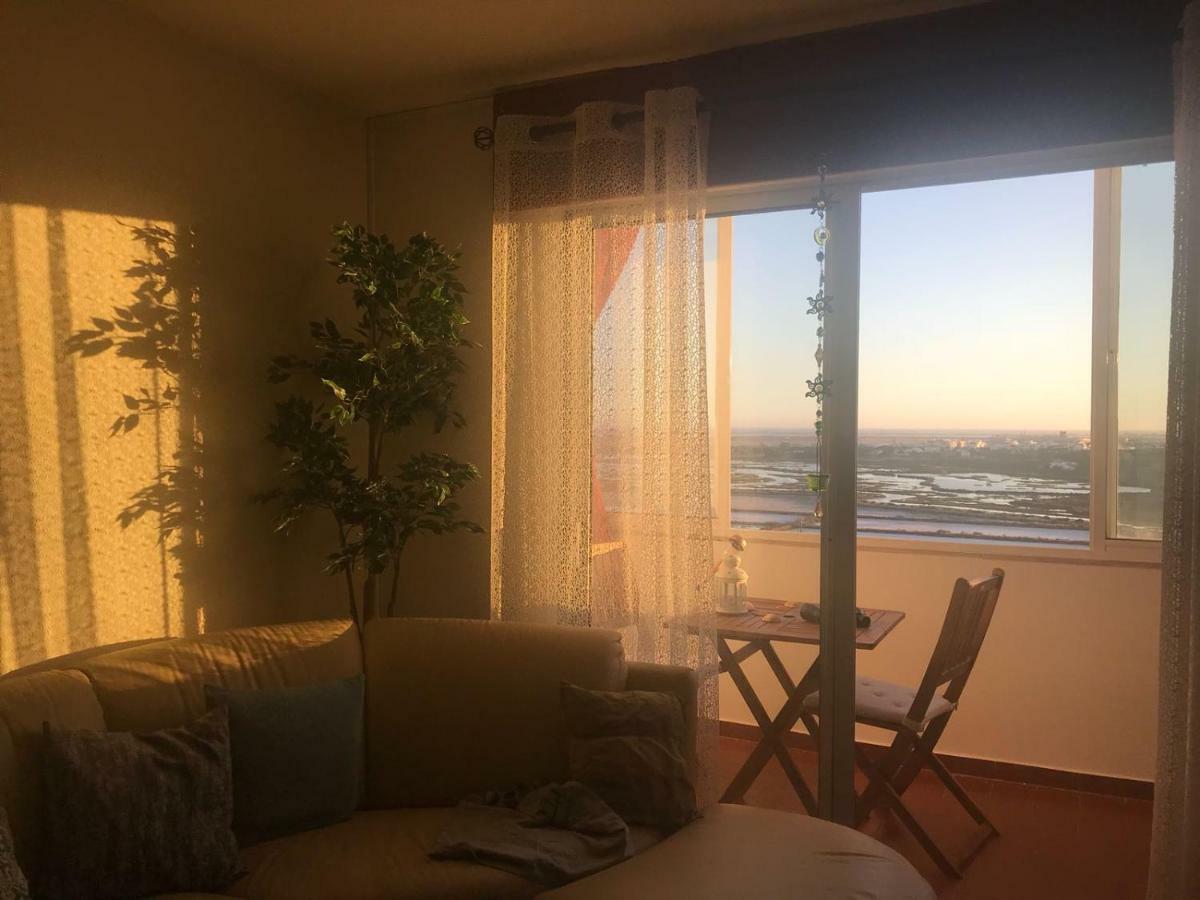 Sea View Apartment Faro Bagian luar foto