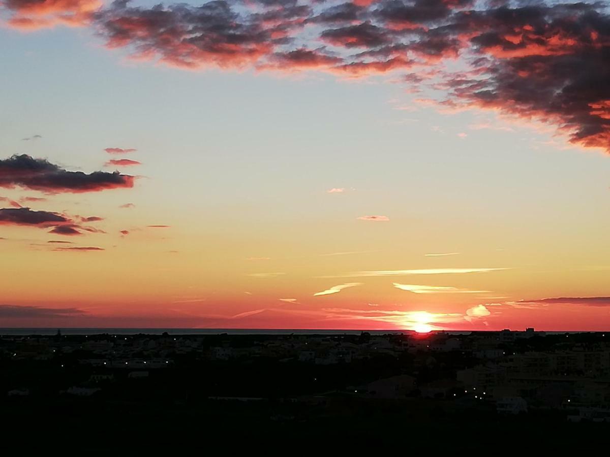 Sea View Apartment Faro Bagian luar foto