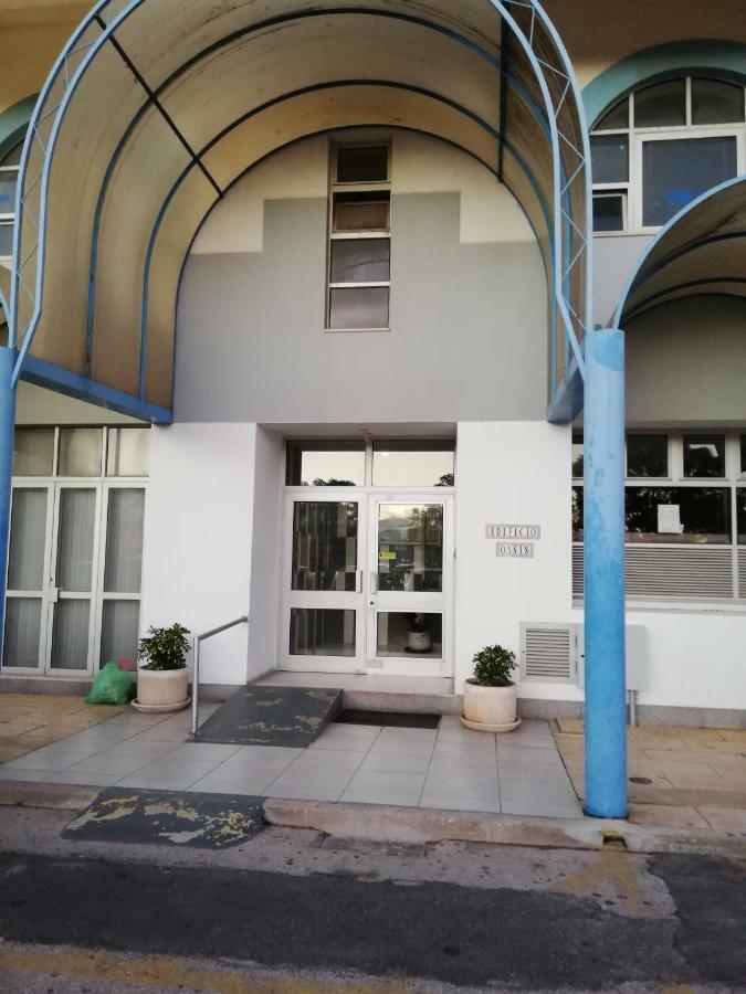Sea View Apartment Faro Bagian luar foto